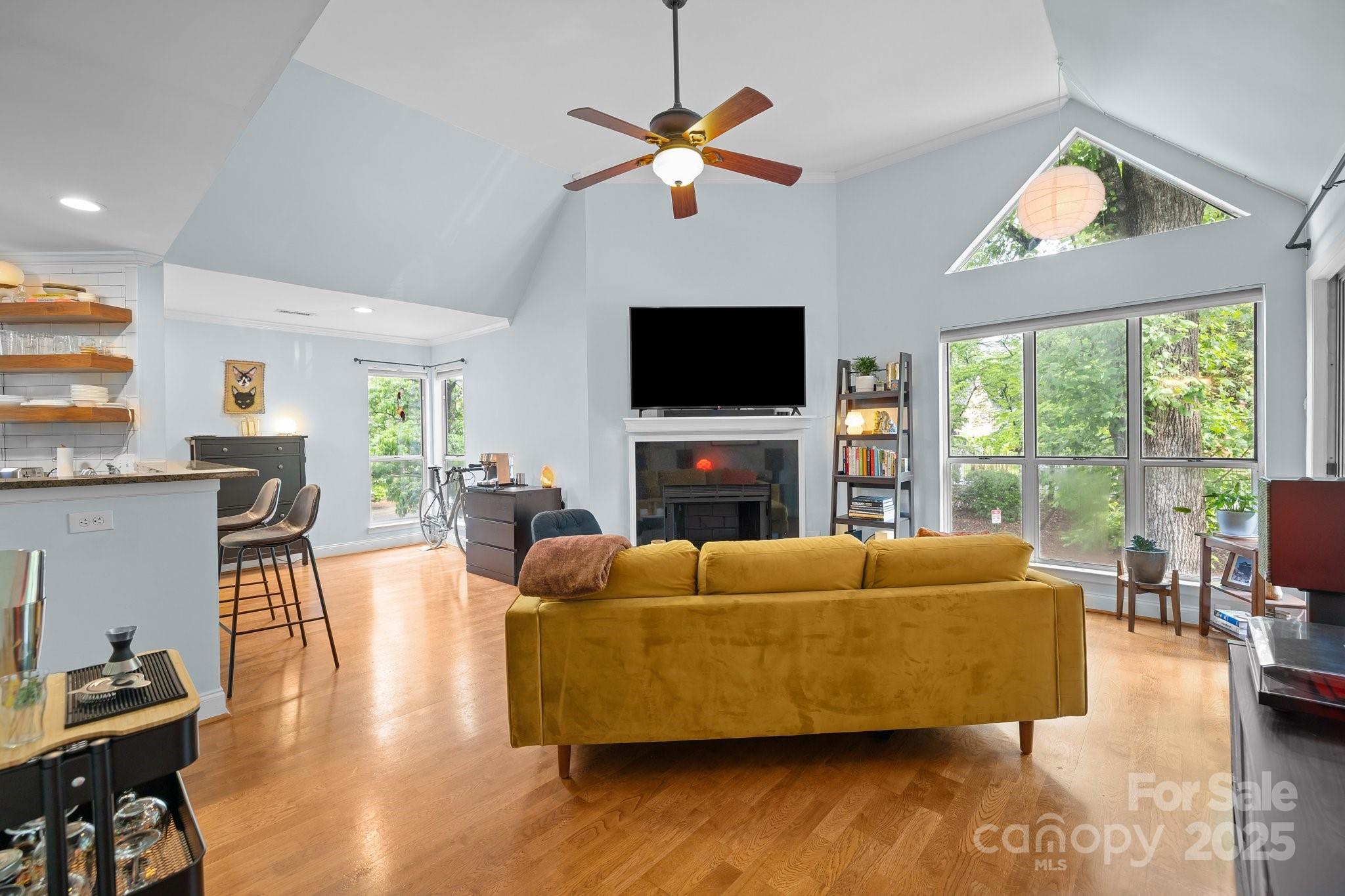 2502 Cranbrook Lane 8