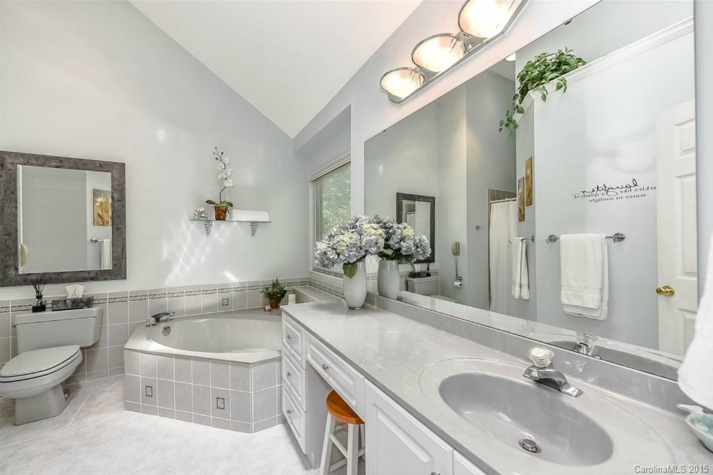 Tega Cay - Residential