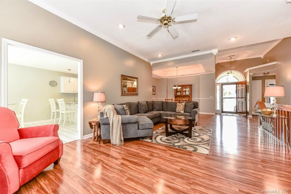 Tega Cay - Residential