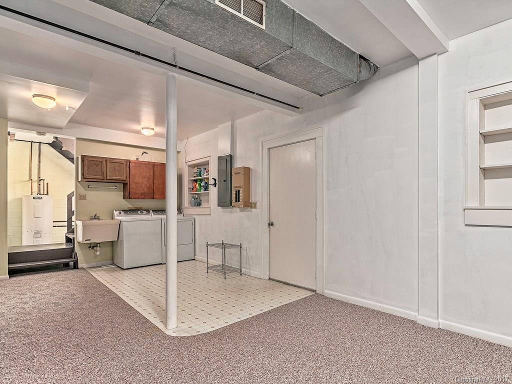 Christmount - Residential