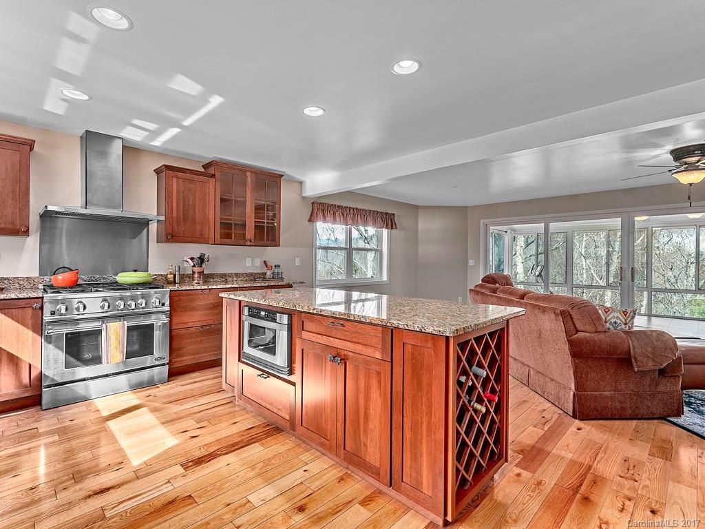 Christmount - Residential