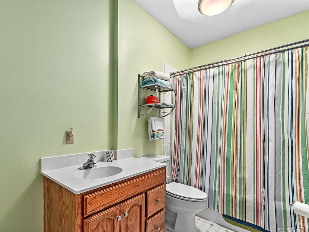 Christmount - Residential