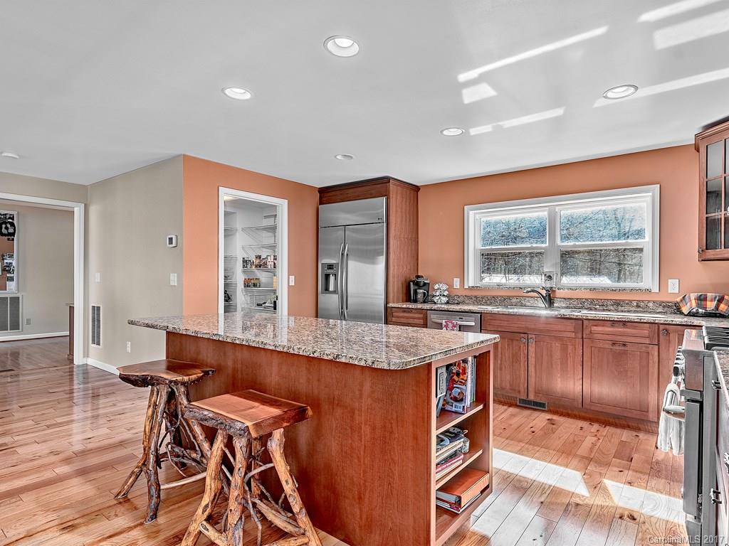 Christmount - Residential