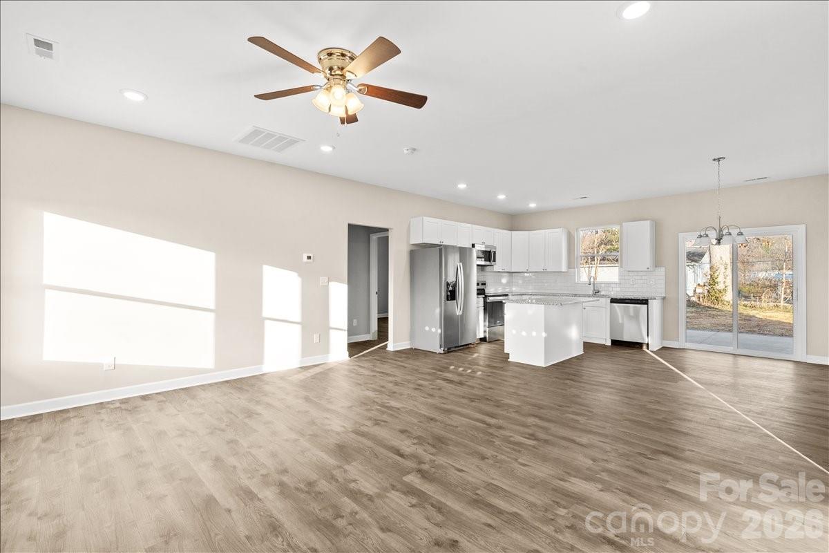 1104 Grady Street