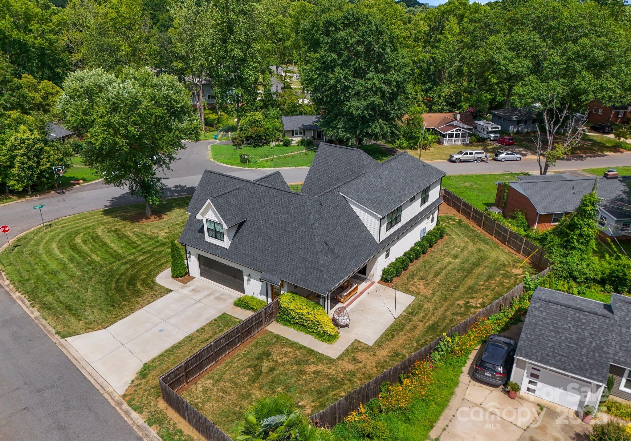 Broadmoor - Residential