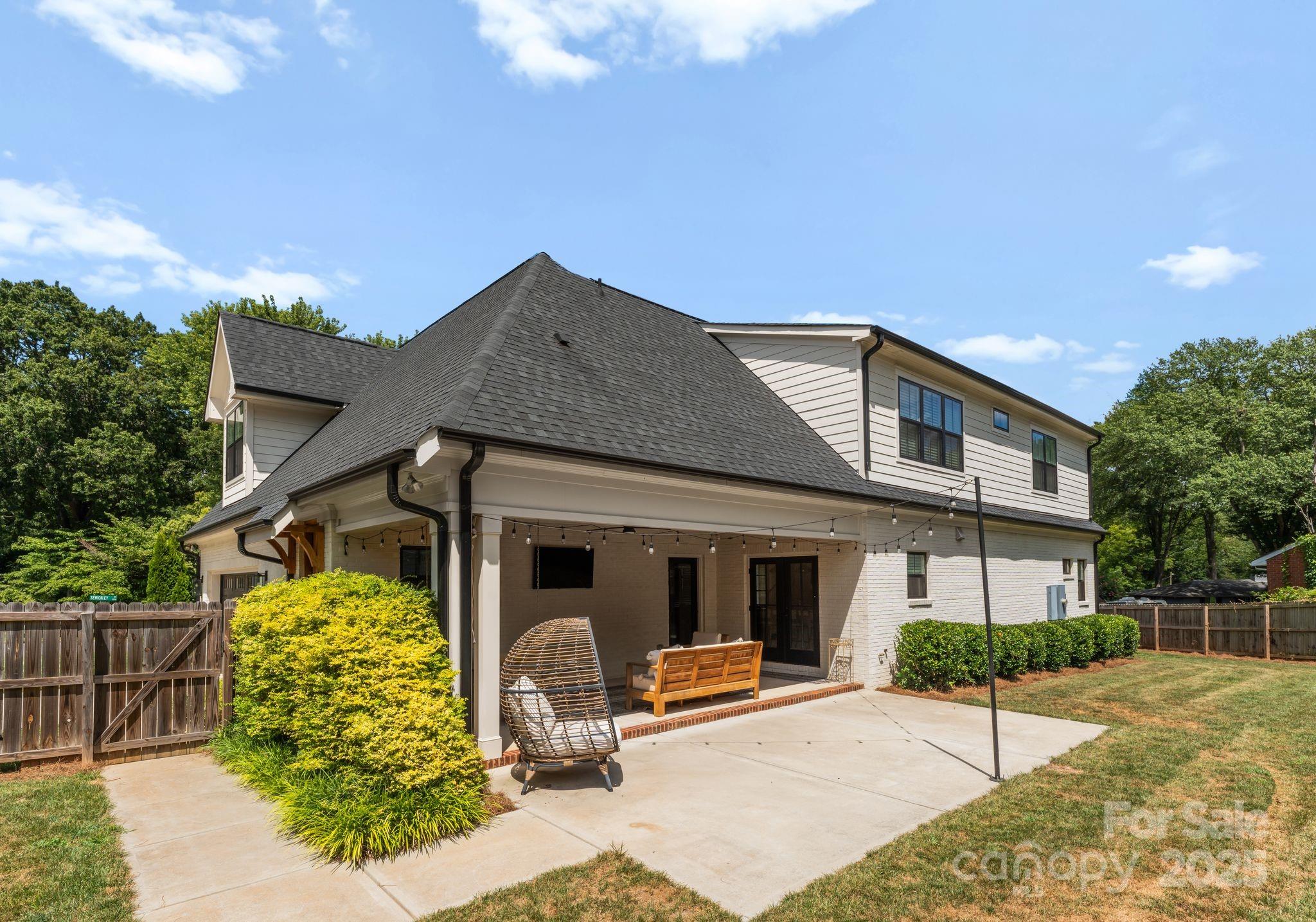 Broadmoor - Residential