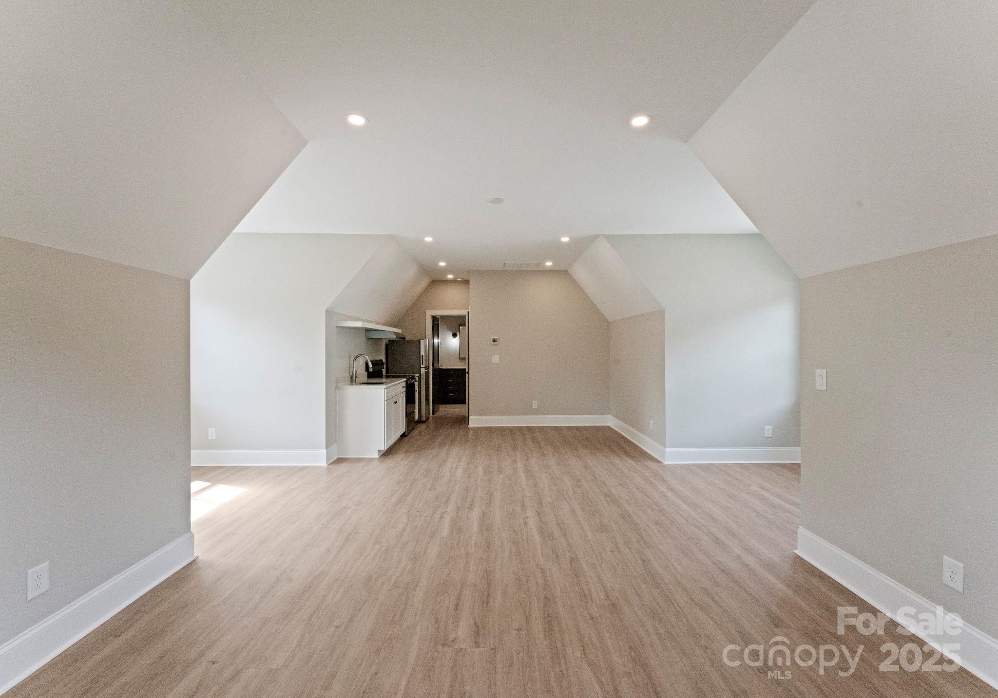 Broadmoor - Residential