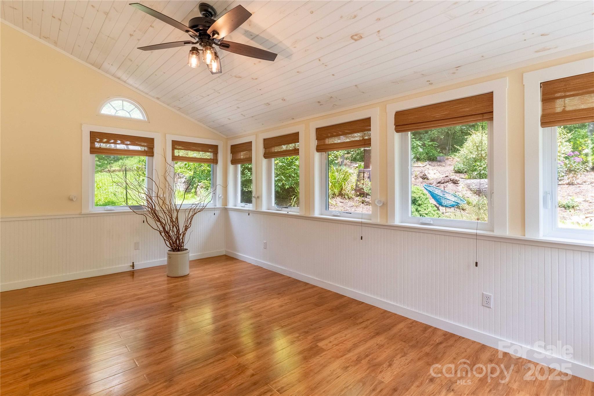 PINE BURR PARK - Residential