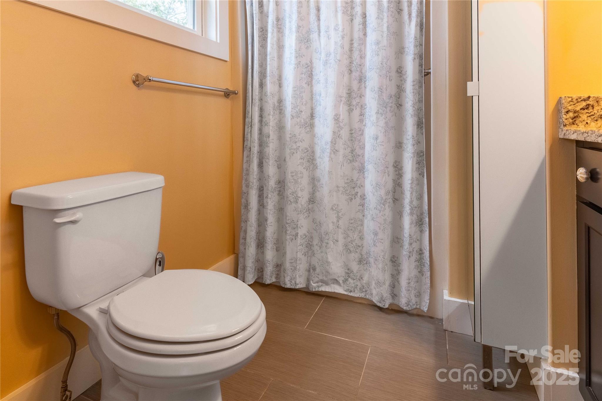 PINE BURR PARK - Residential