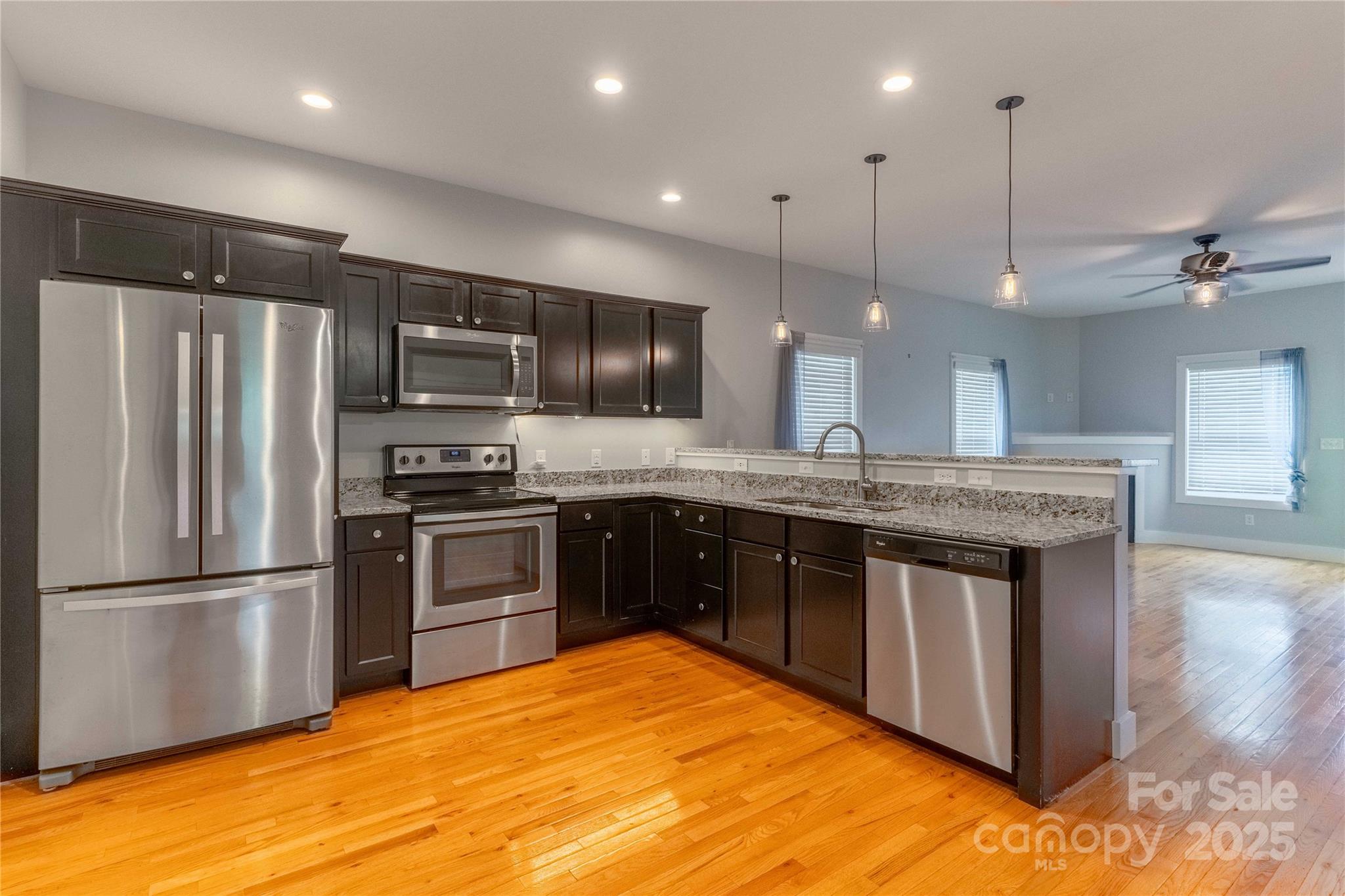 PINE BURR PARK - Residential