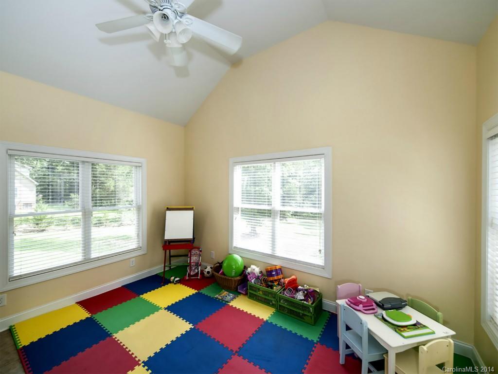 Flying Eagle Estates - Residential