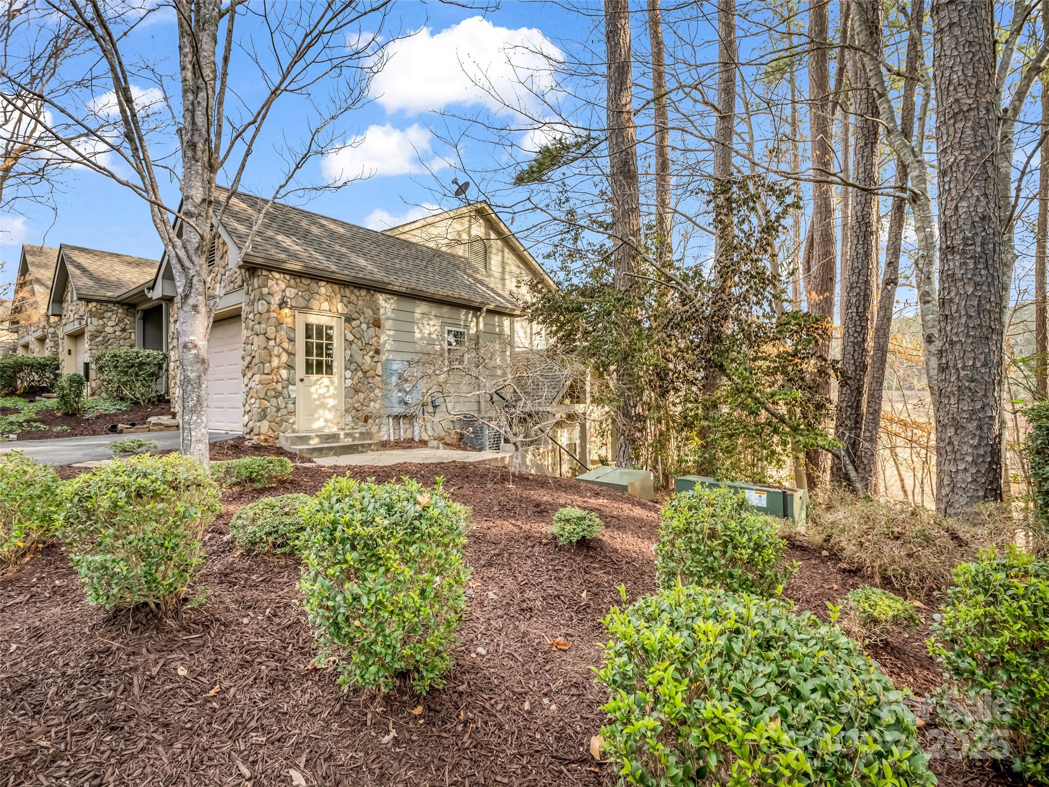 142 Stonecrest Court