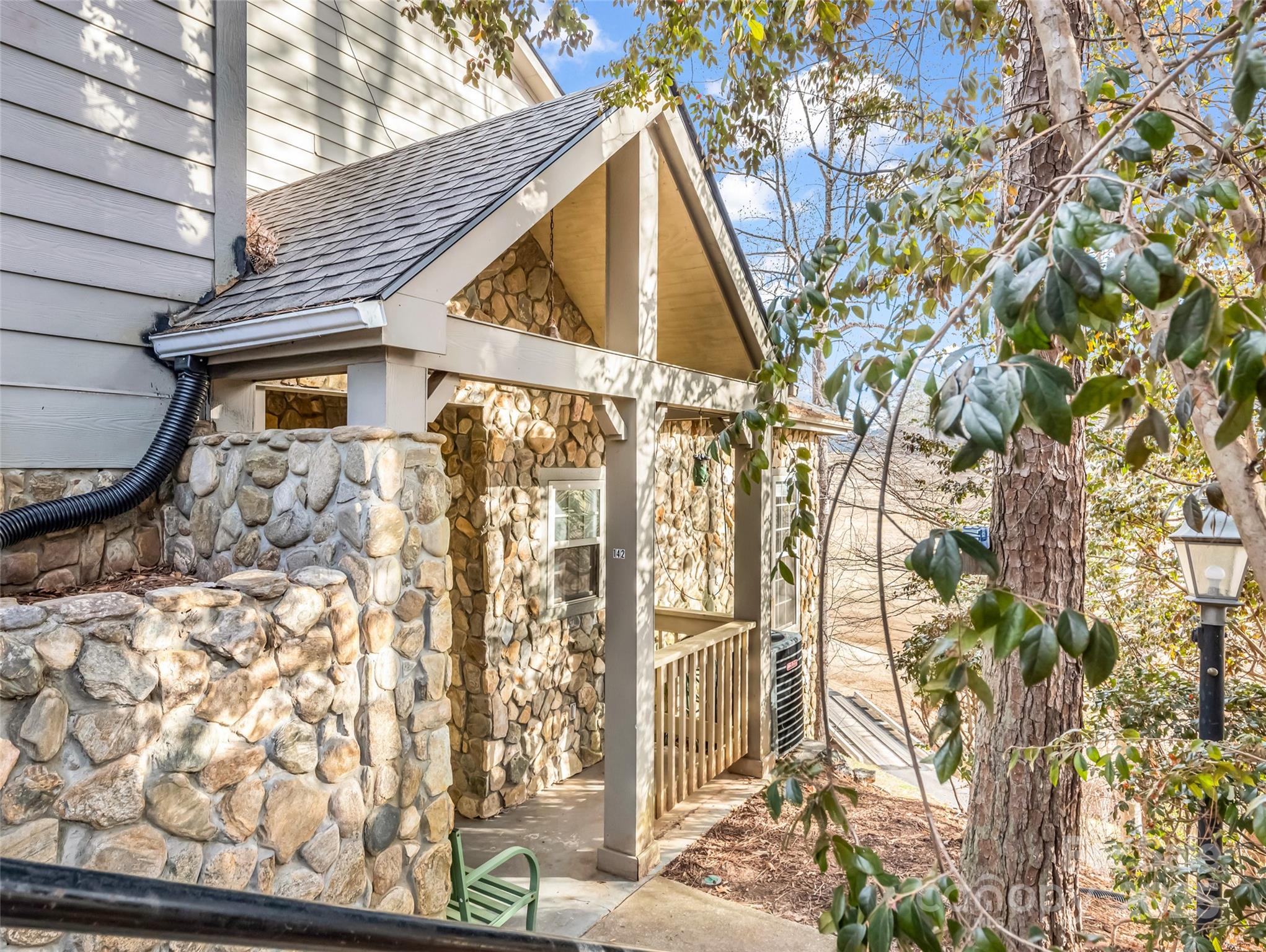 142 Stonecrest Court