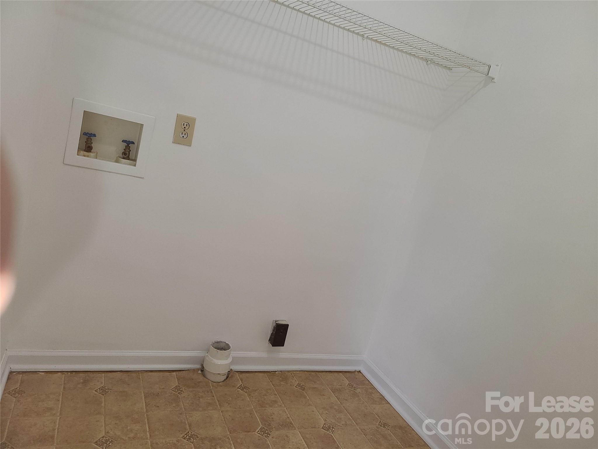 Unknown - Residential Lease