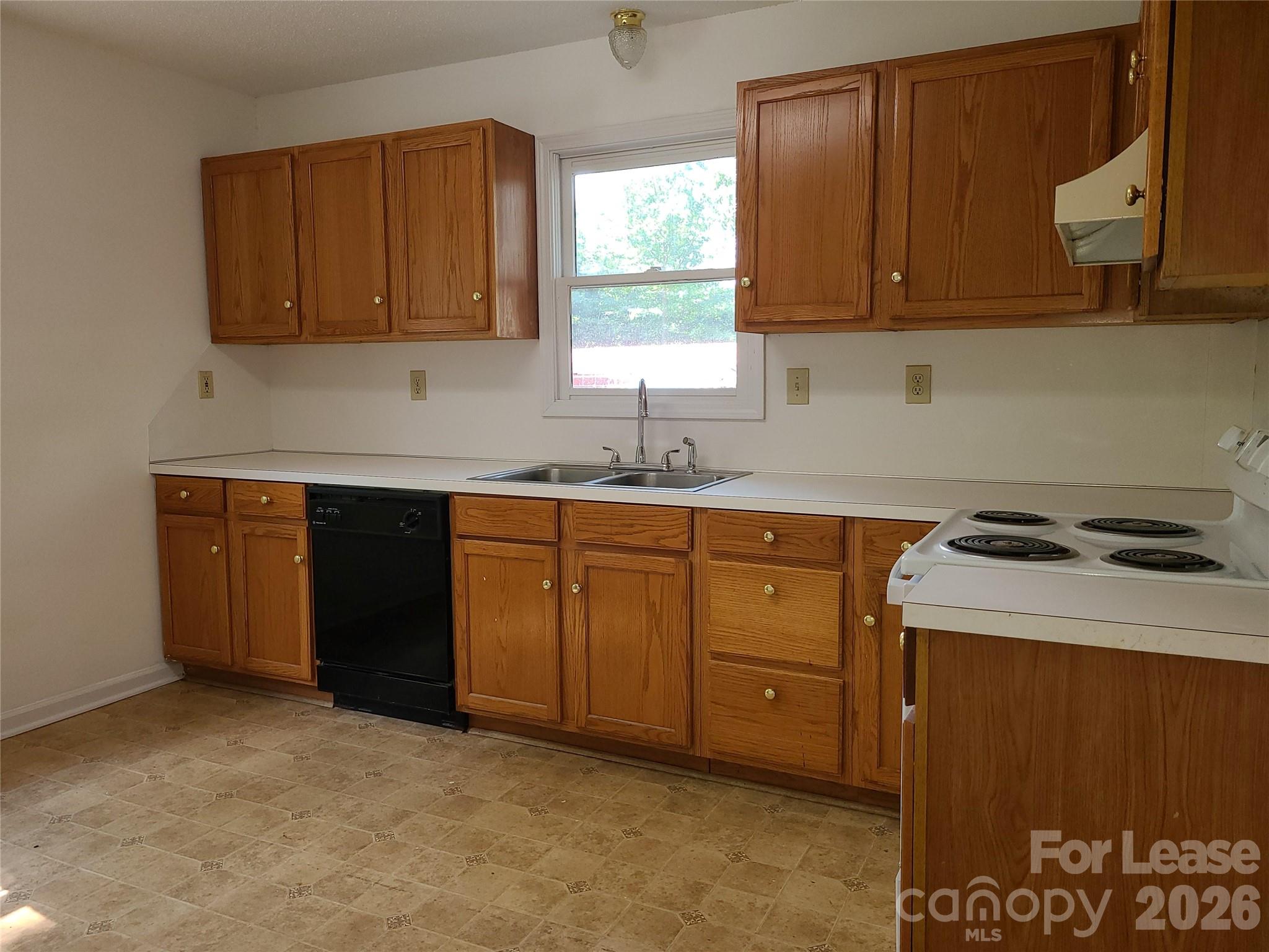 Unknown - Residential Lease