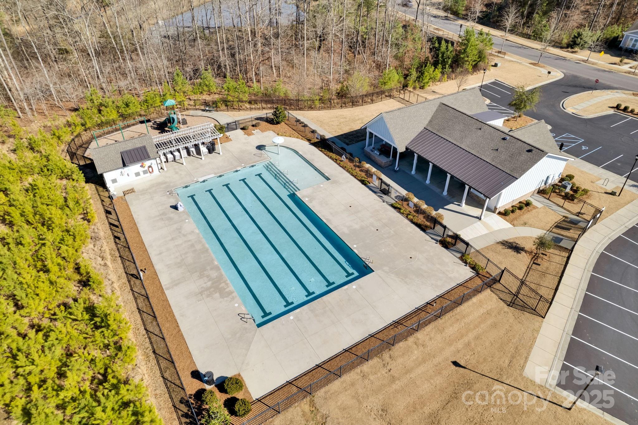 Paddlers Cove - Residential