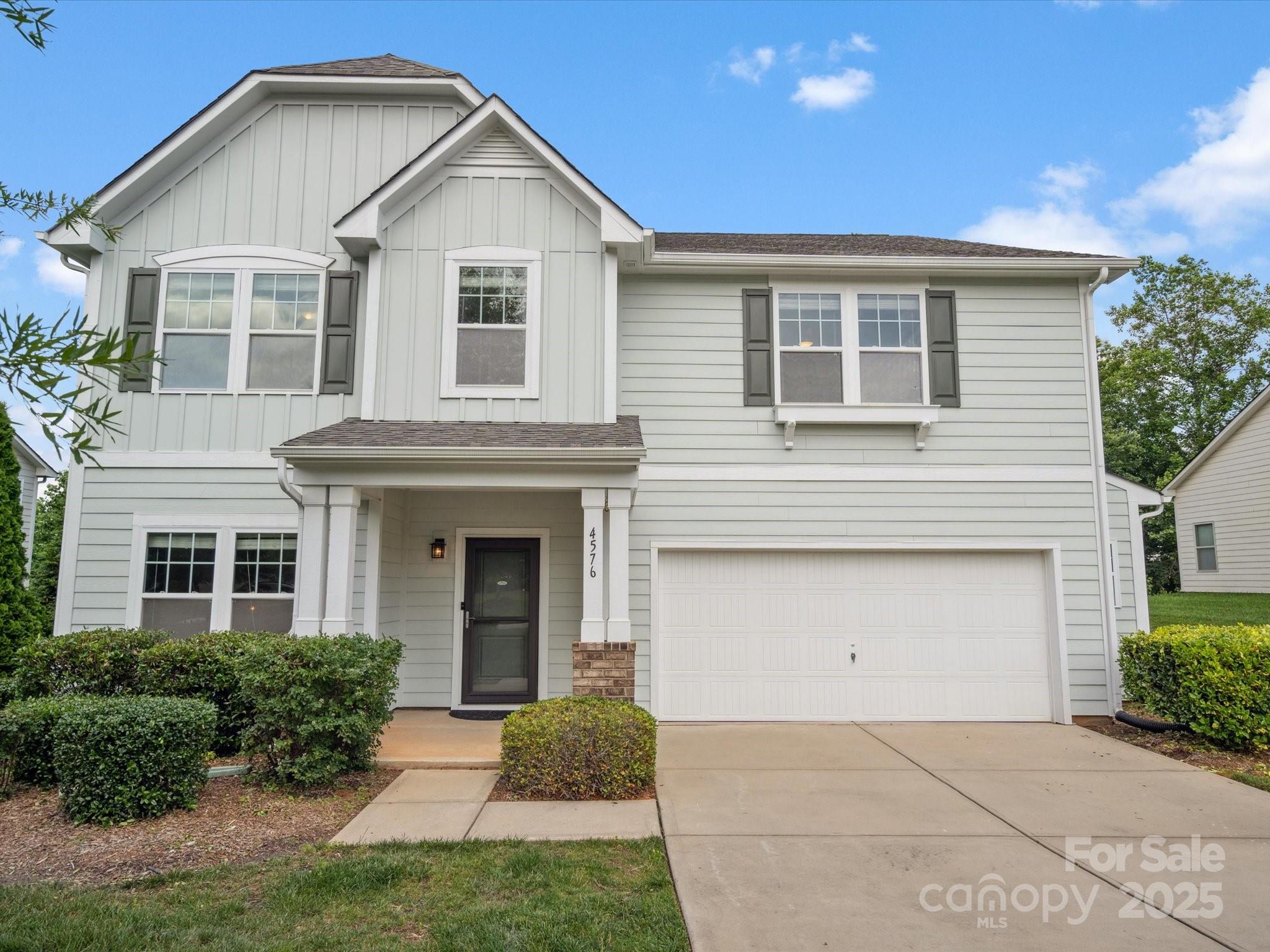 4576 Fox Ridge Lane