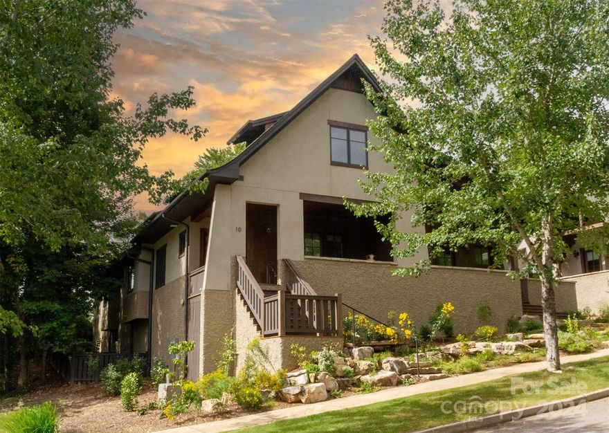 This charming Village Flat Town Home is located in the heart of The Village of Cheshire. A welcoming wrap around front porch capturing year round mountain views with 3 Bedrooms, 3.5 Baths, 2 Car Garage, wood burning fireplace and/or Natural Gas, 10' ceilings, and built in pantry. The Village of Cheshire offers tree lined streets, sidewalks, parks and paths among flowing streams, and a Tennis-Pickle Ball facility. The Village Center offers retail, restaurants, and professional offices.