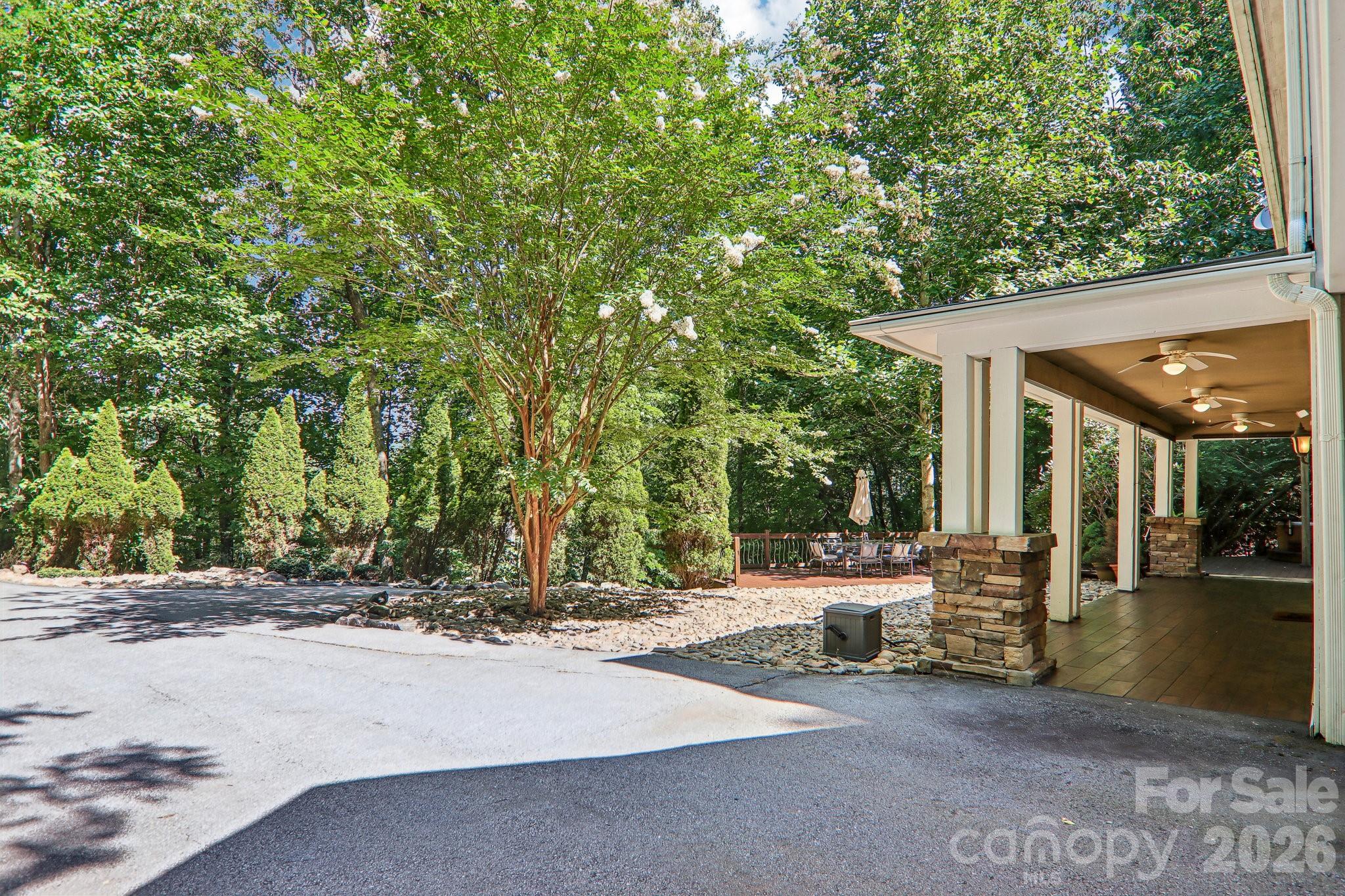 10 Cedar Drive