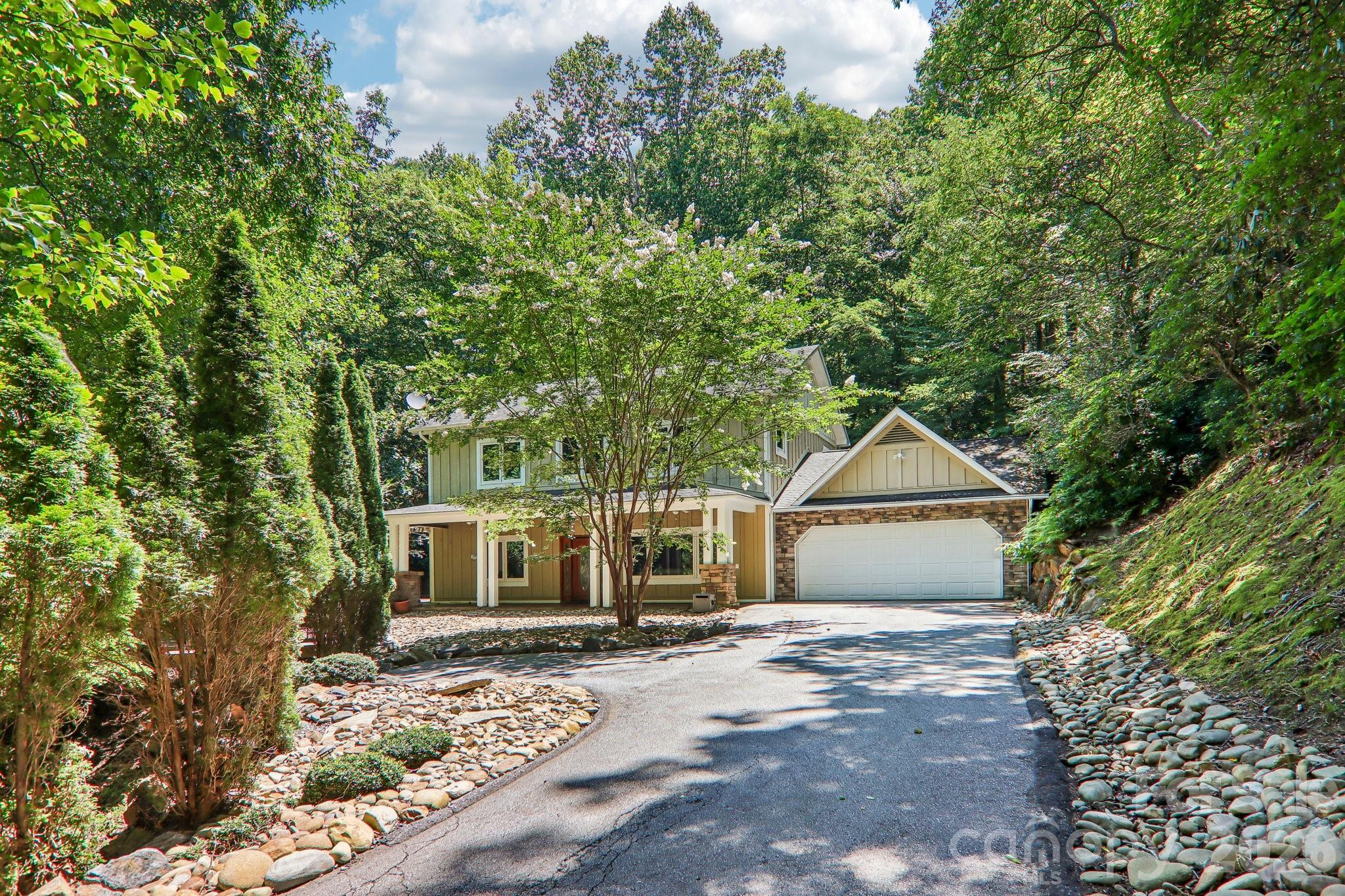 10 Cedar Drive