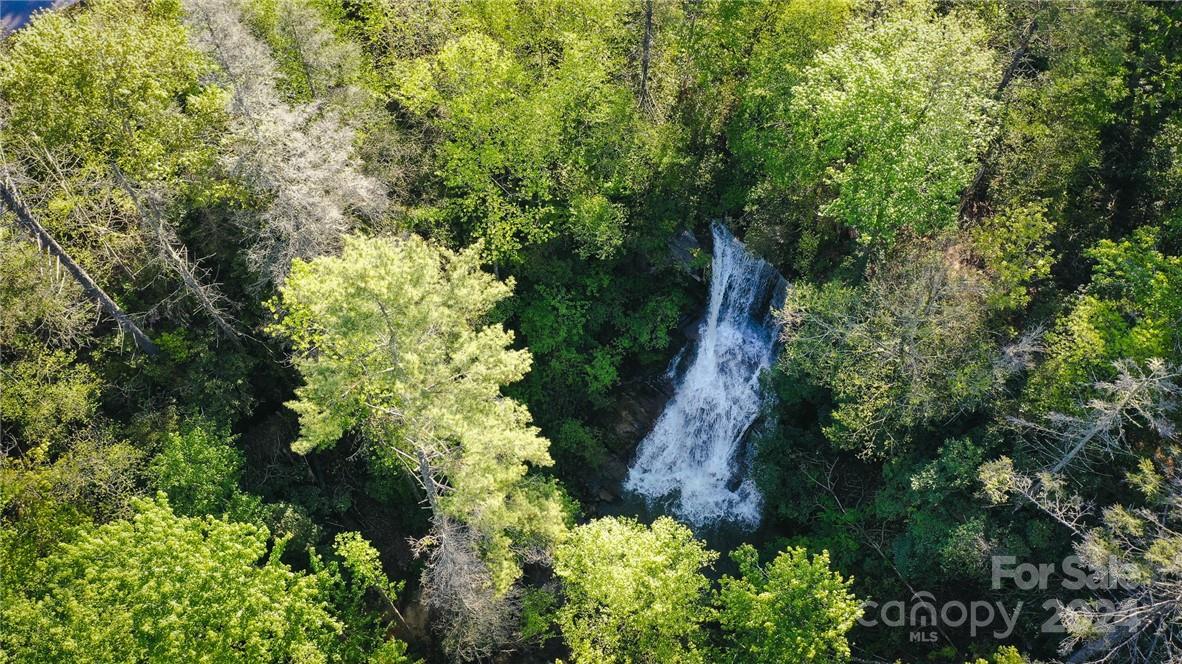 Round Mountain Falls - Land