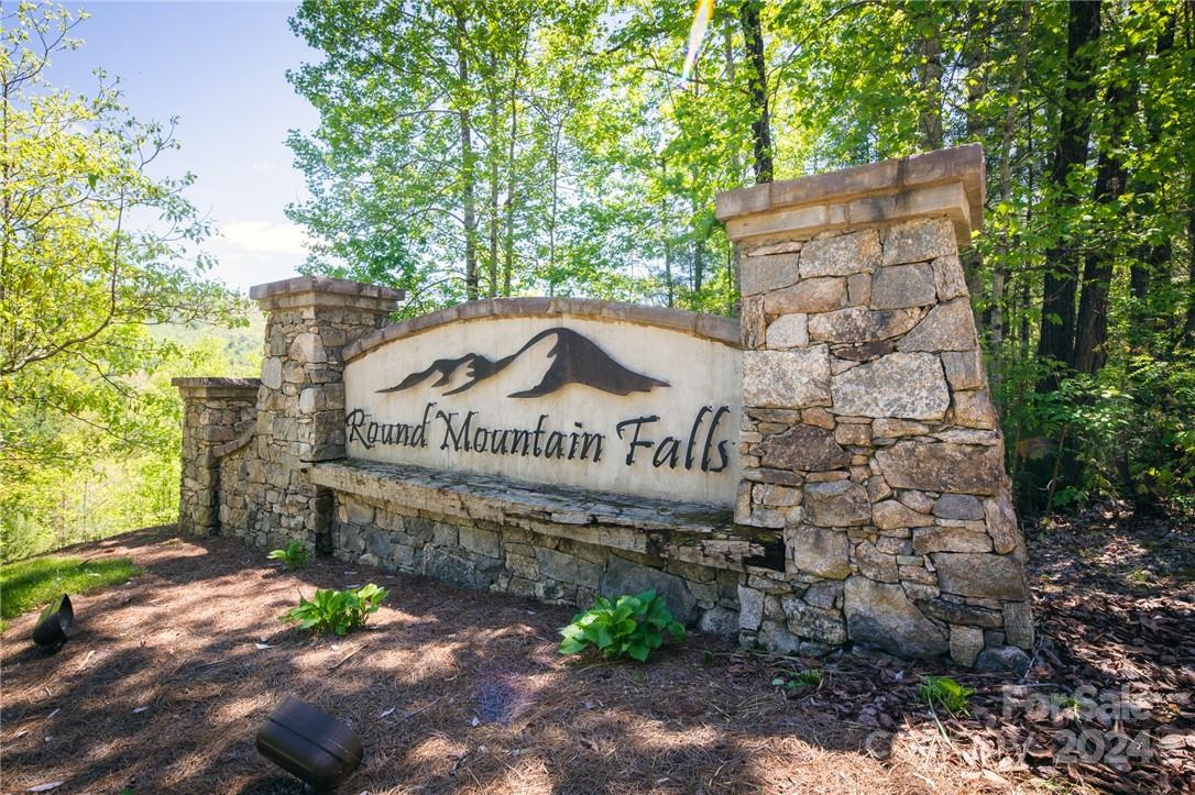 Round Mountain Falls - Land