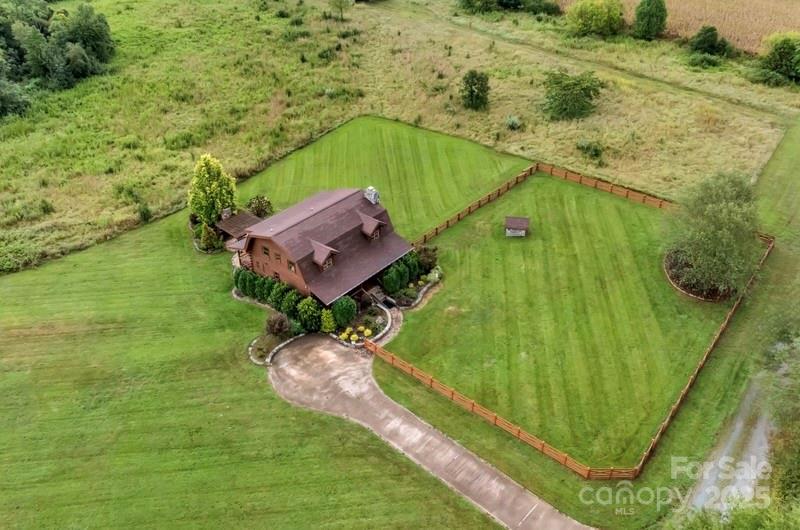 112 Gene Mcgaha Lane