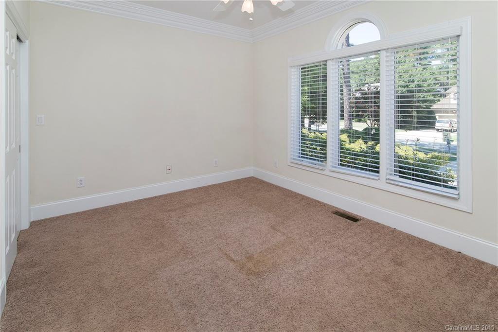 The Peninsula - Residential