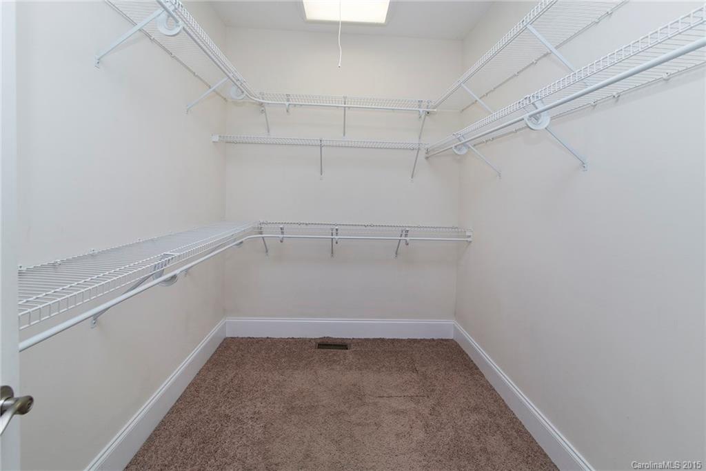 The Peninsula - Residential