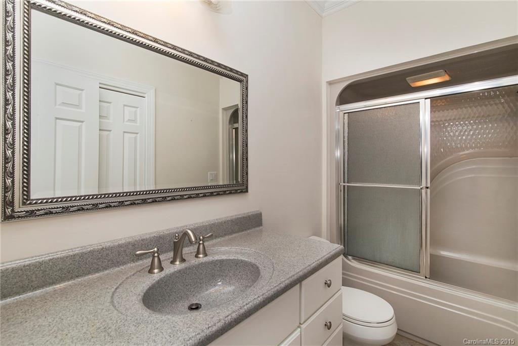 The Peninsula - Residential