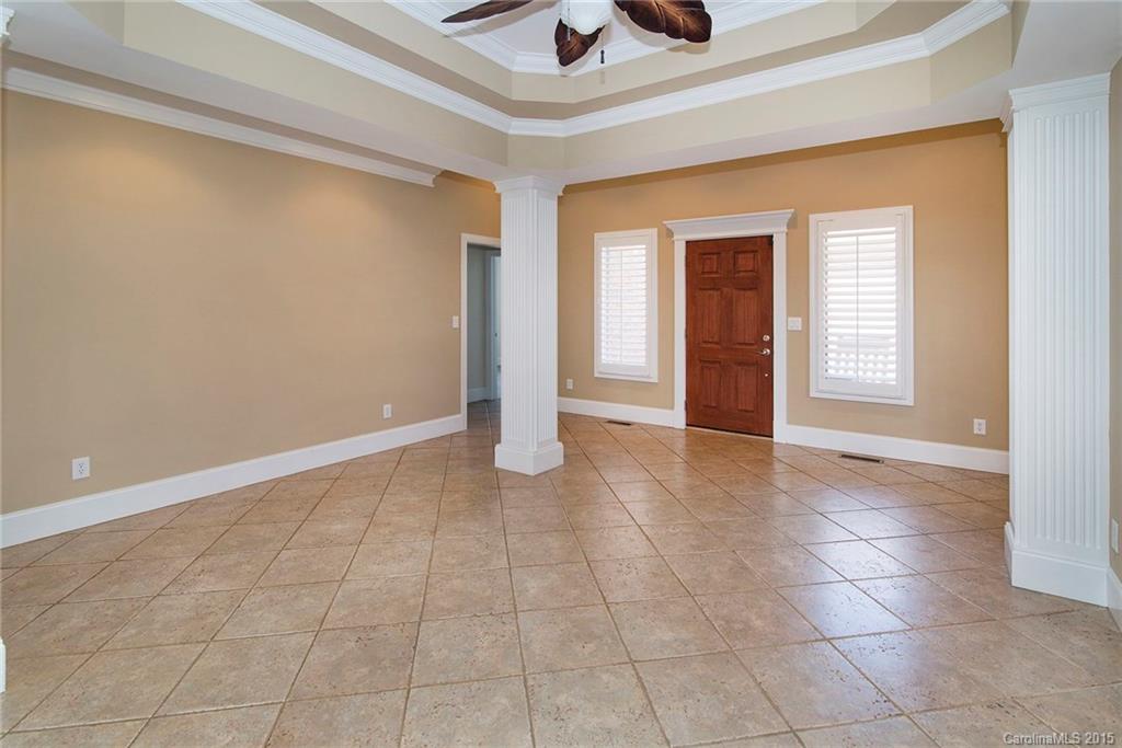 The Peninsula - Residential