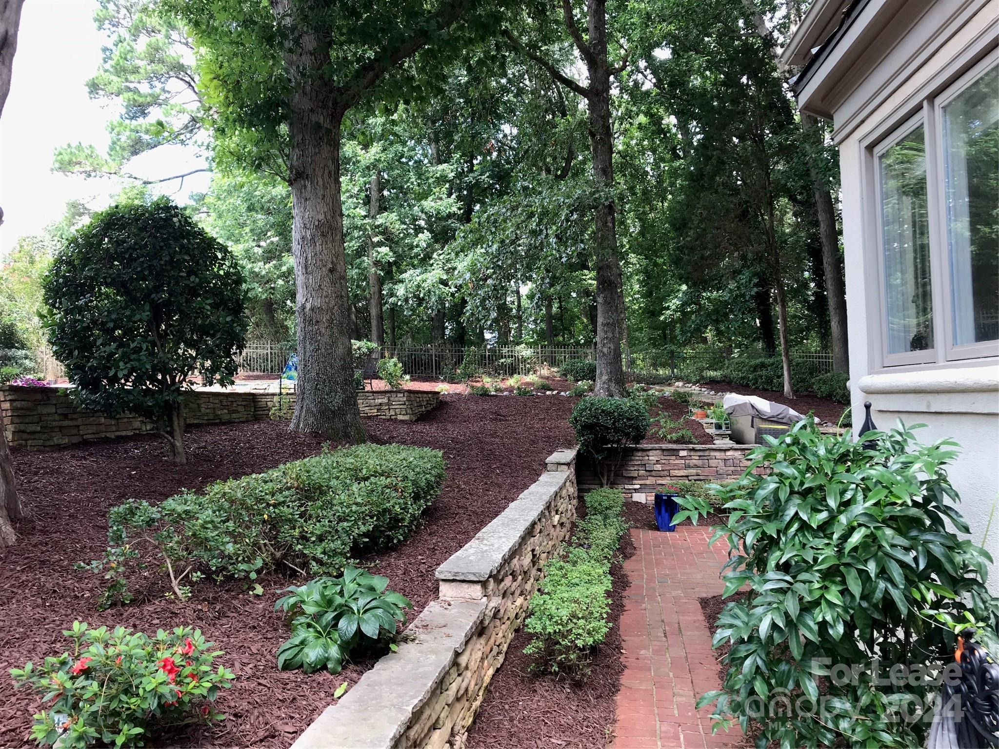 Walden Pond - Residential Lease