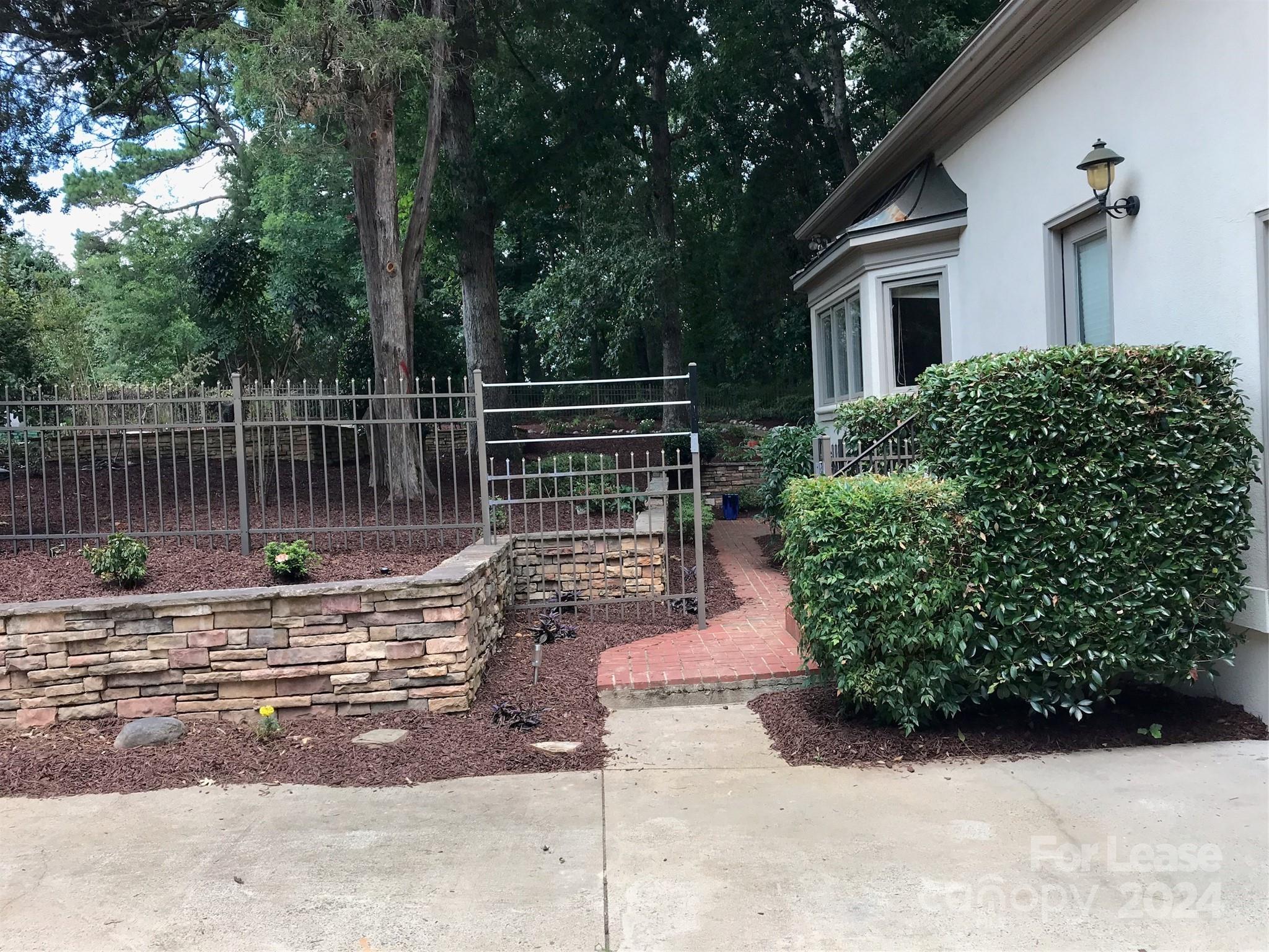 Walden Pond - Residential Lease