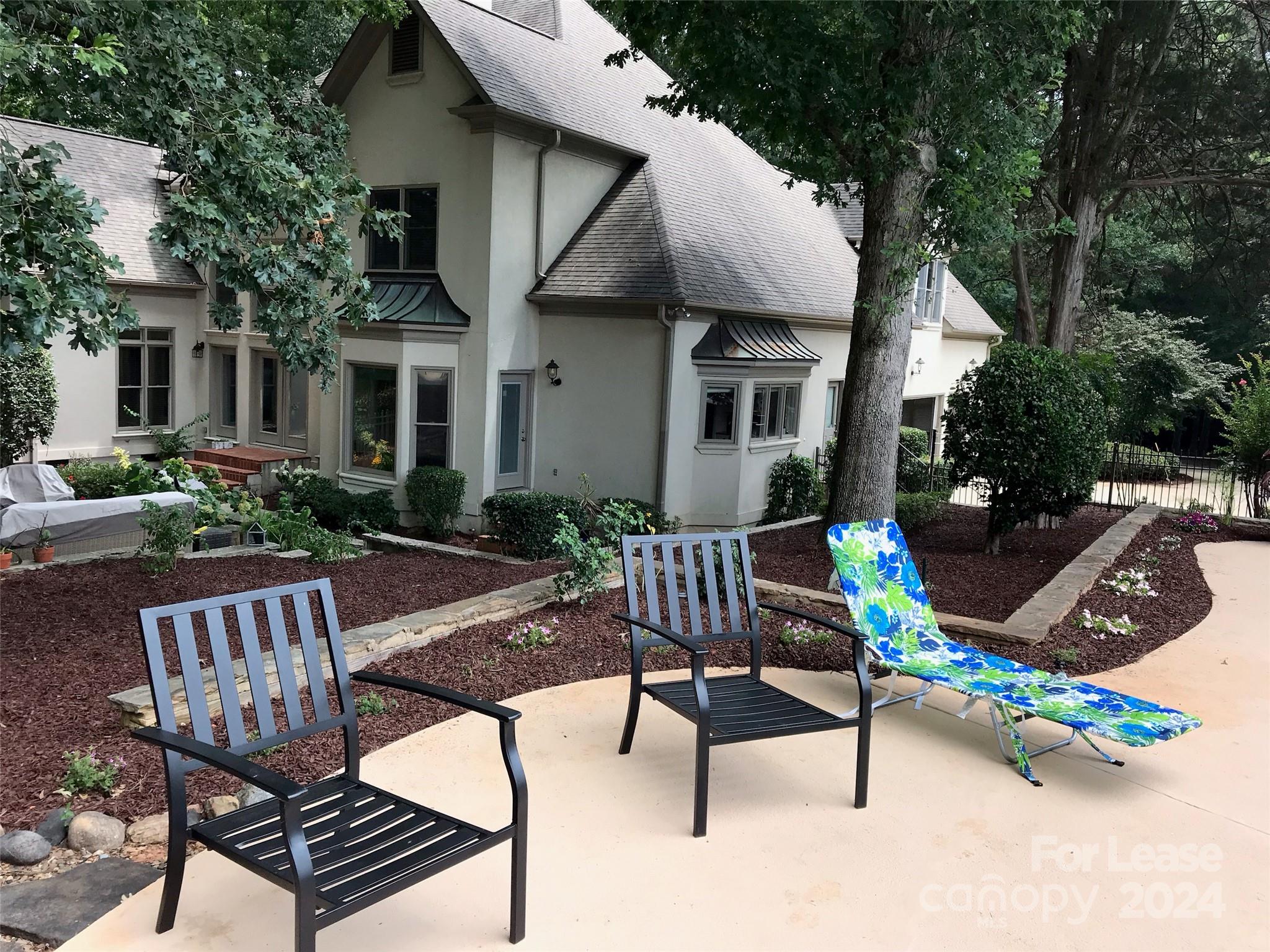 Walden Pond - Residential Lease