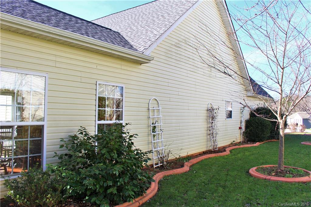 Mill Creek Falls - Residential