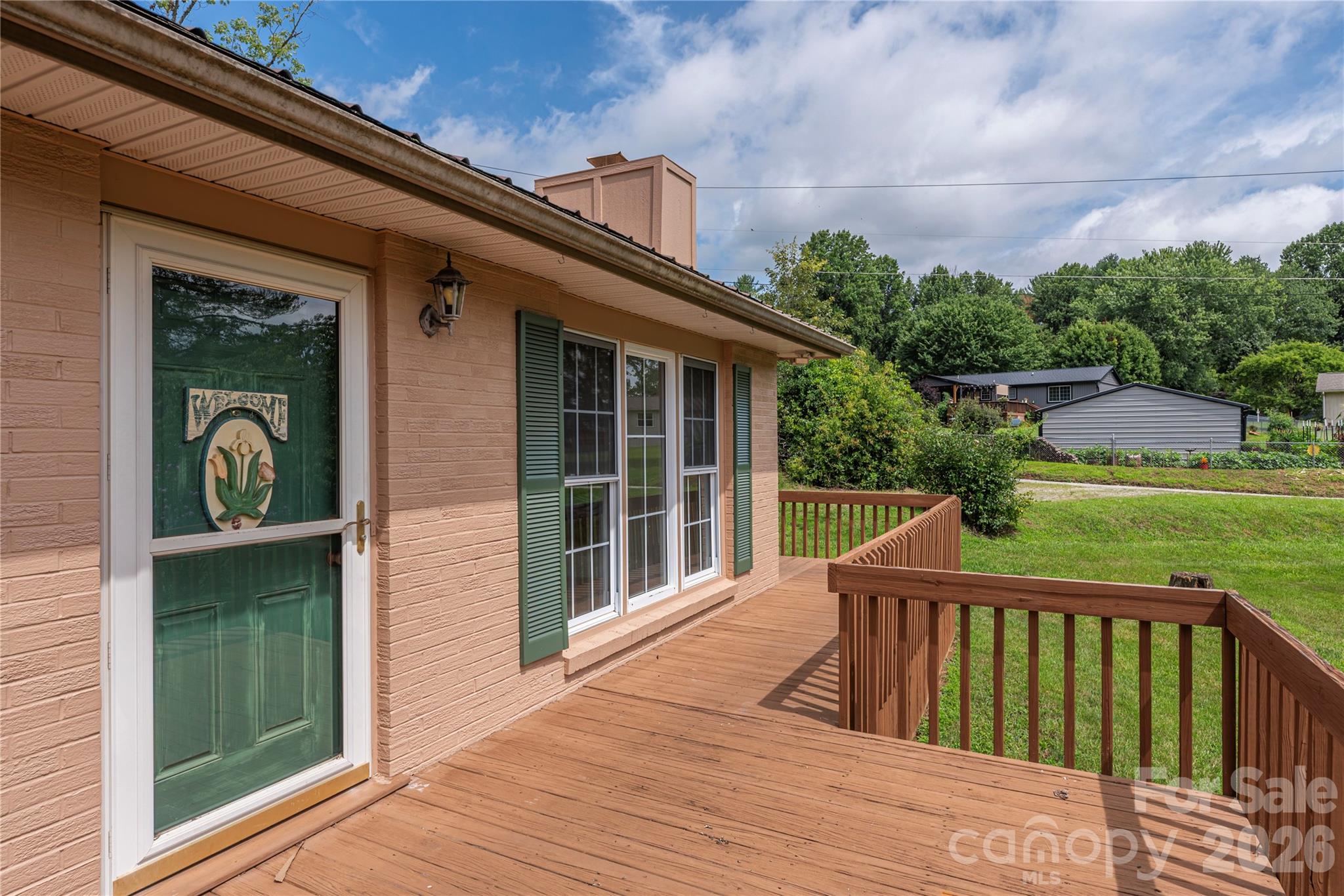 69 Emerald Lane