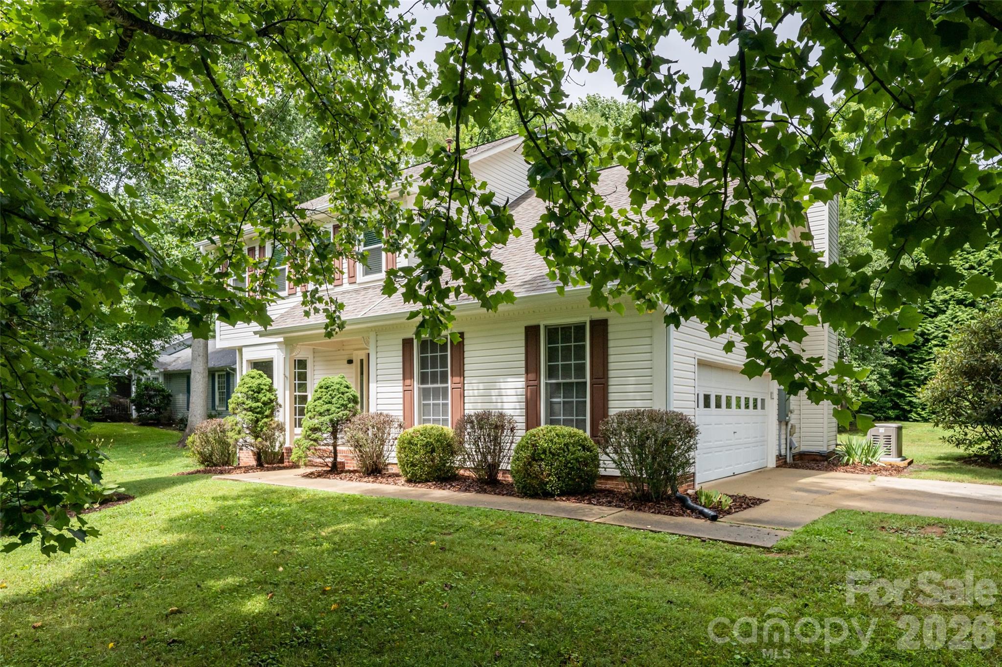 204 Windsor Forest Circle