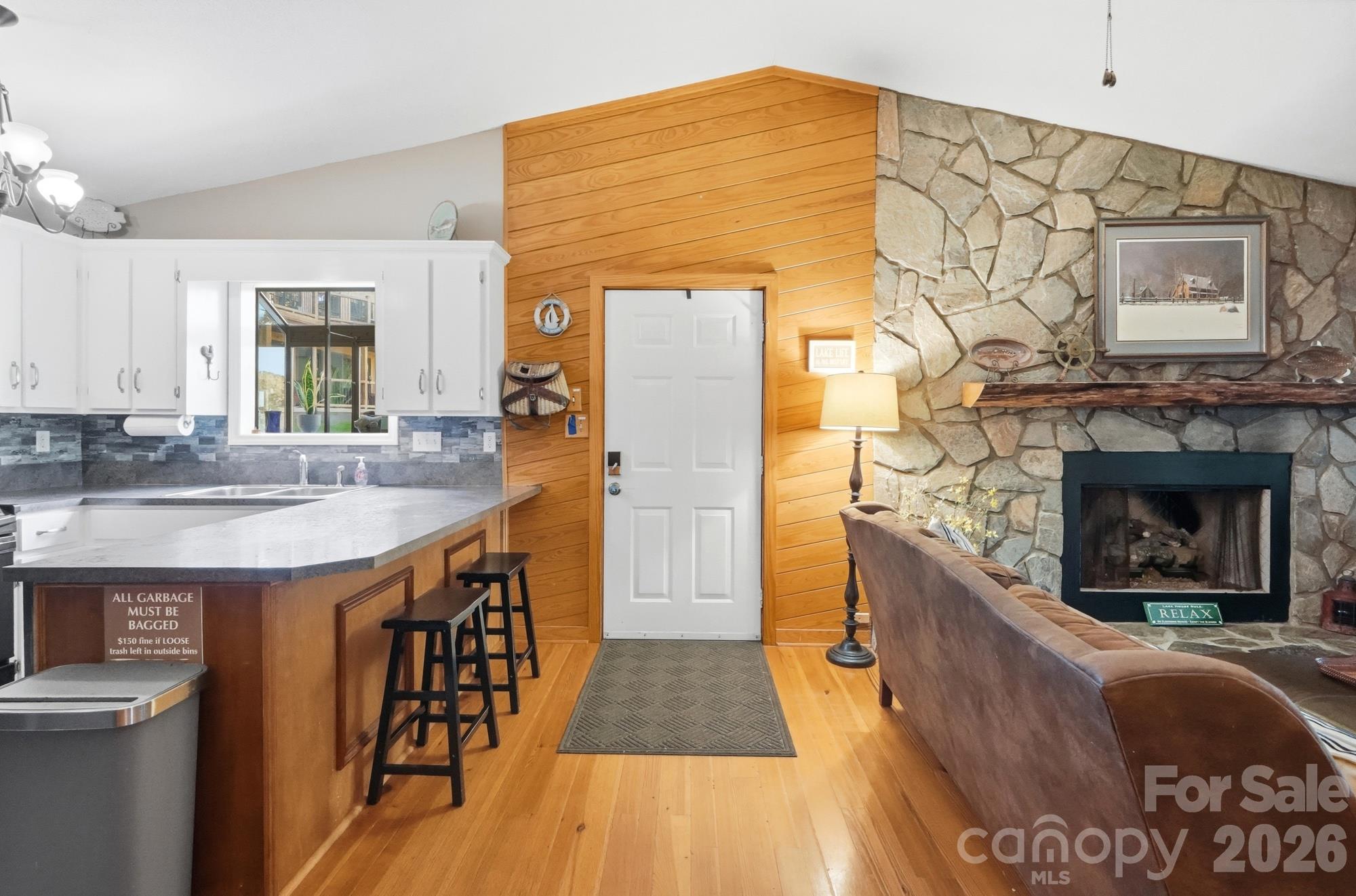 7087 Cove Creek Drive