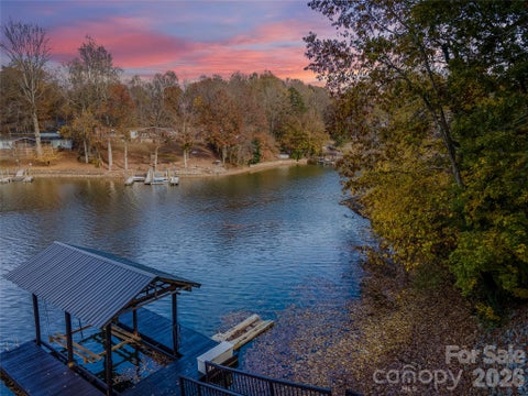 Photo of 7087 Cove Creek Drive, Sherrills Ford, NC 28673 (MLS # 4436873)