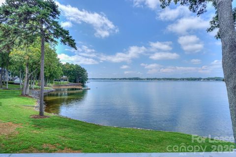 368 Northwest Drive Davidson NC 28036