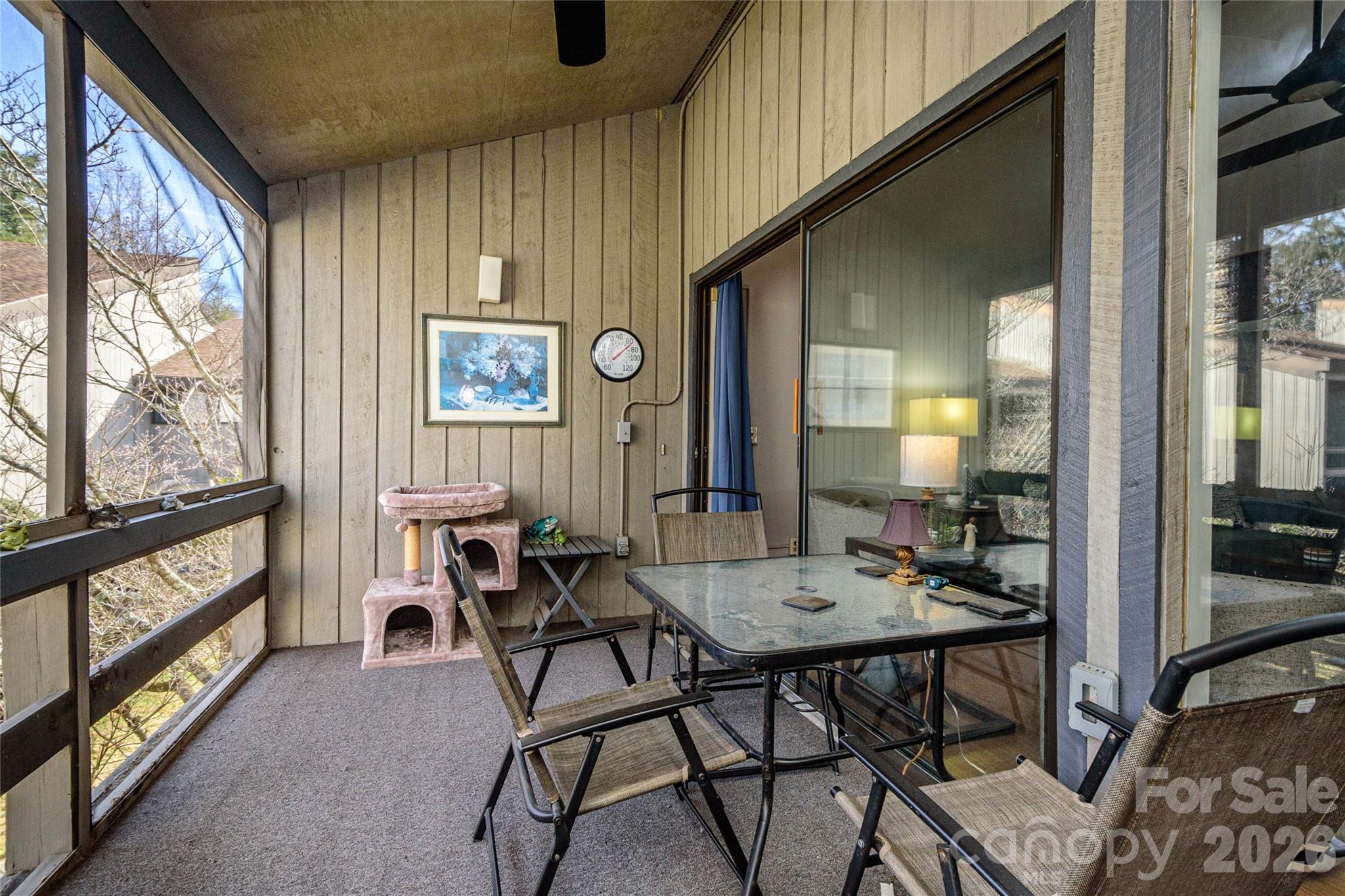 Lakemoor Village - Residential