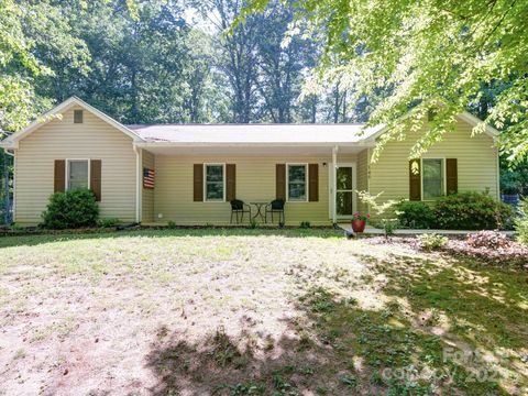 145 Woodview Drive Statesville NC 28625
