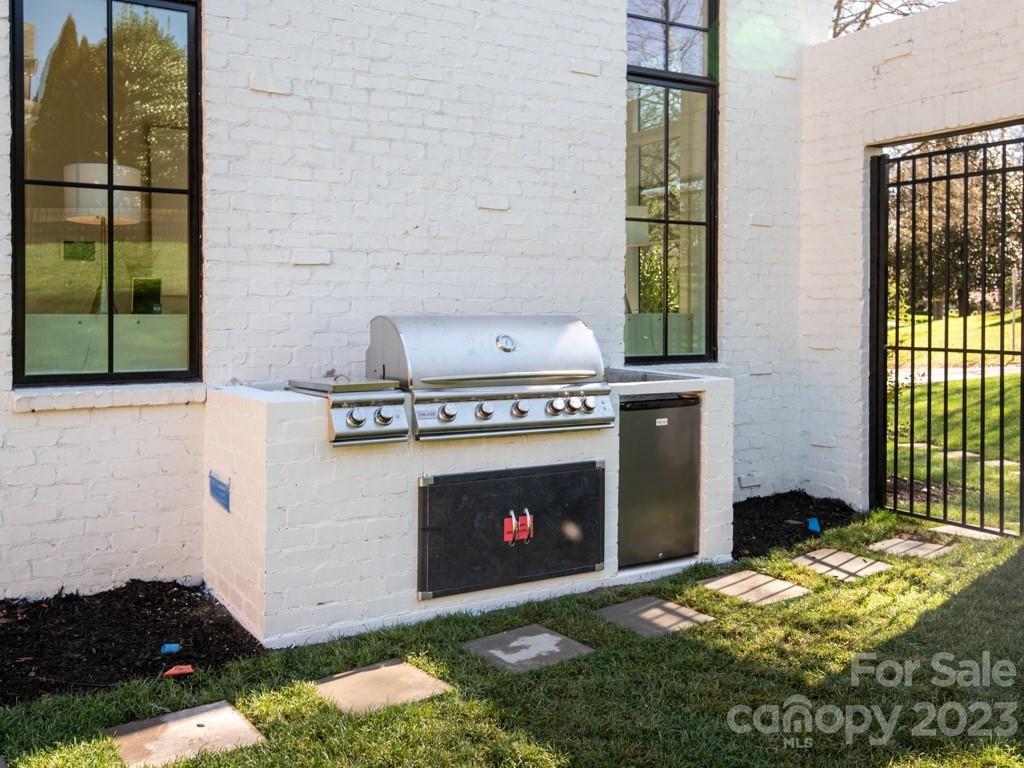 Barclay Downs - Residential