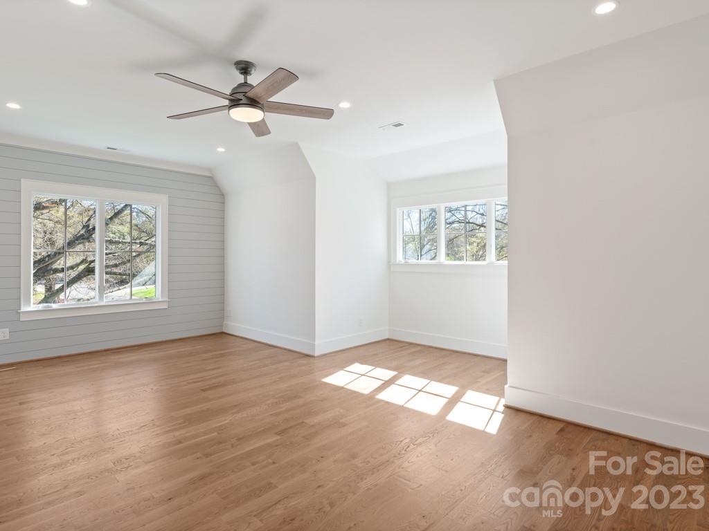 Barclay Downs - Residential