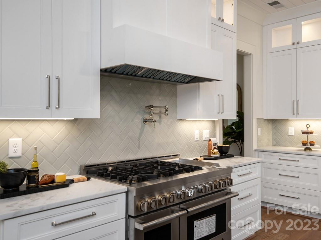 Barclay Downs - Residential