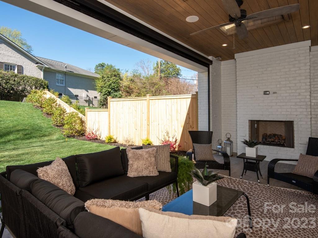 Barclay Downs - Residential