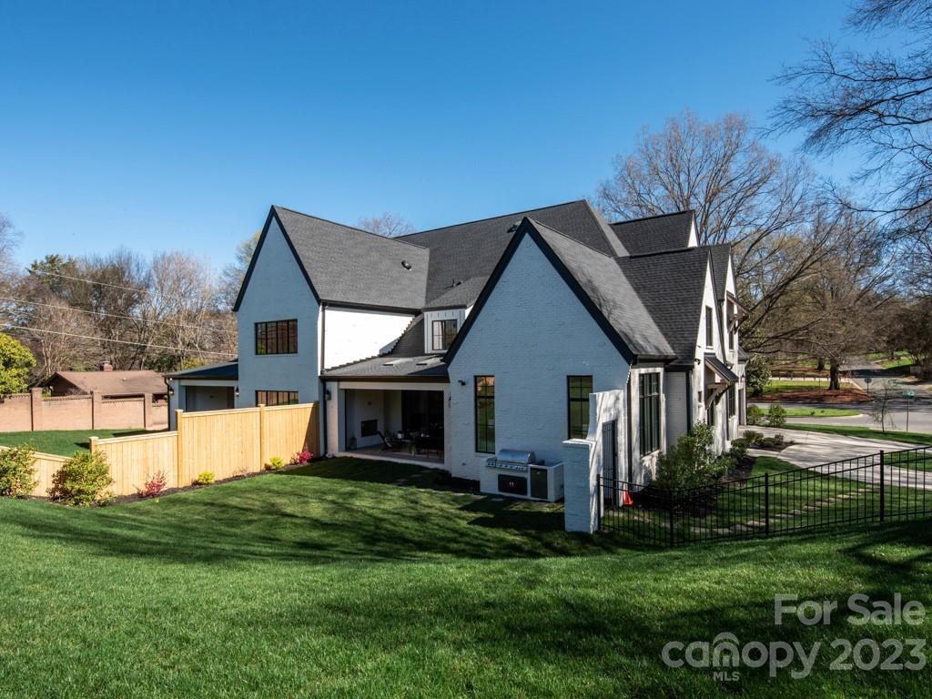 Barclay Downs - Residential