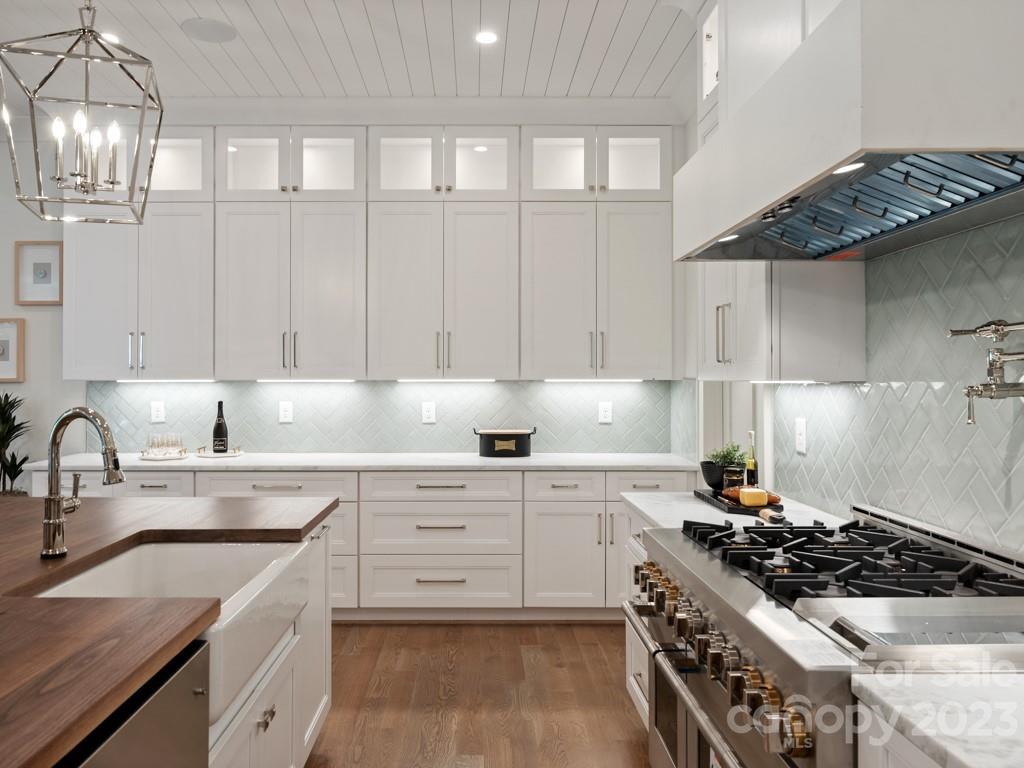 Barclay Downs - Residential