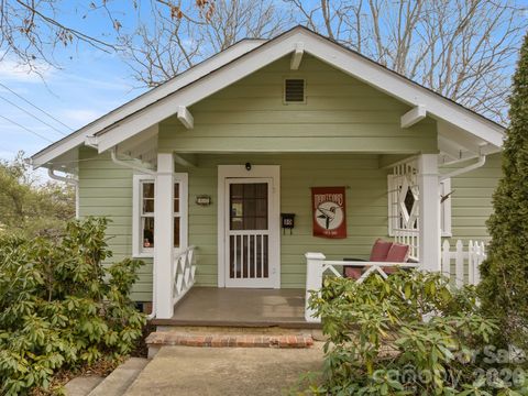 Photo of 80 W Chestnut Street, Asheville, NC 28801 (MLS # 4381612)