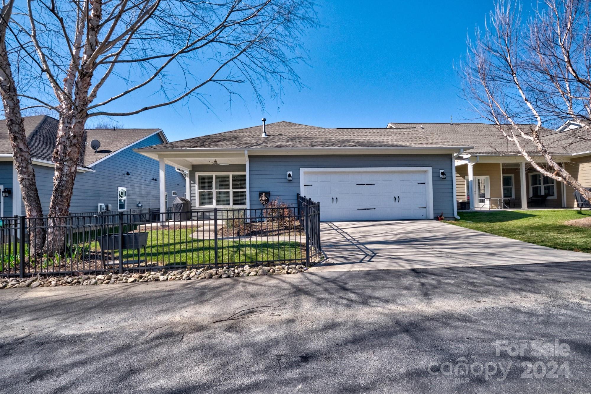 The Cottages at the Landing - Residential